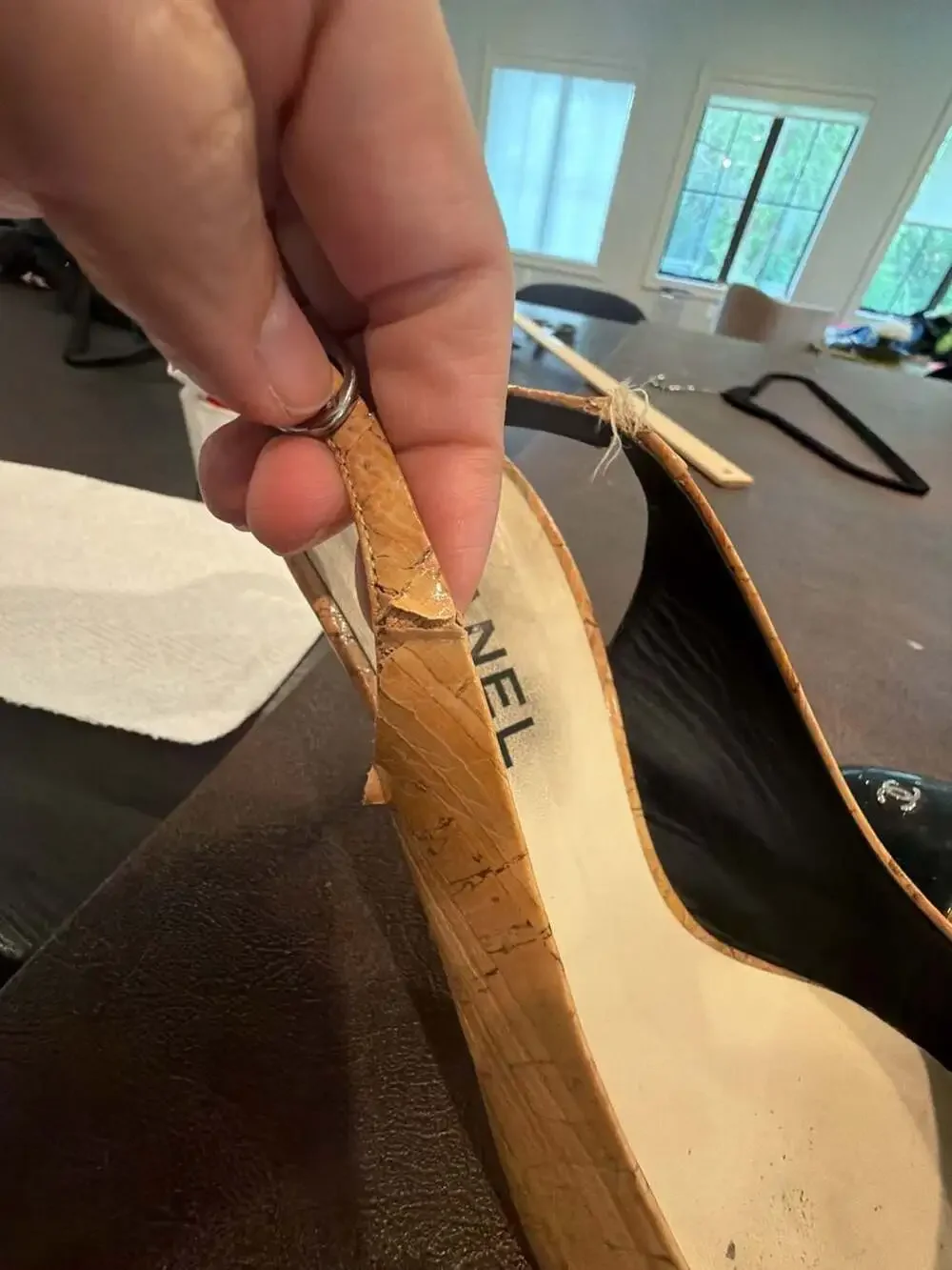 Chanel Coated Cork Black Patent Leather CC Cap-Toe Slingback Pumps 42 READ